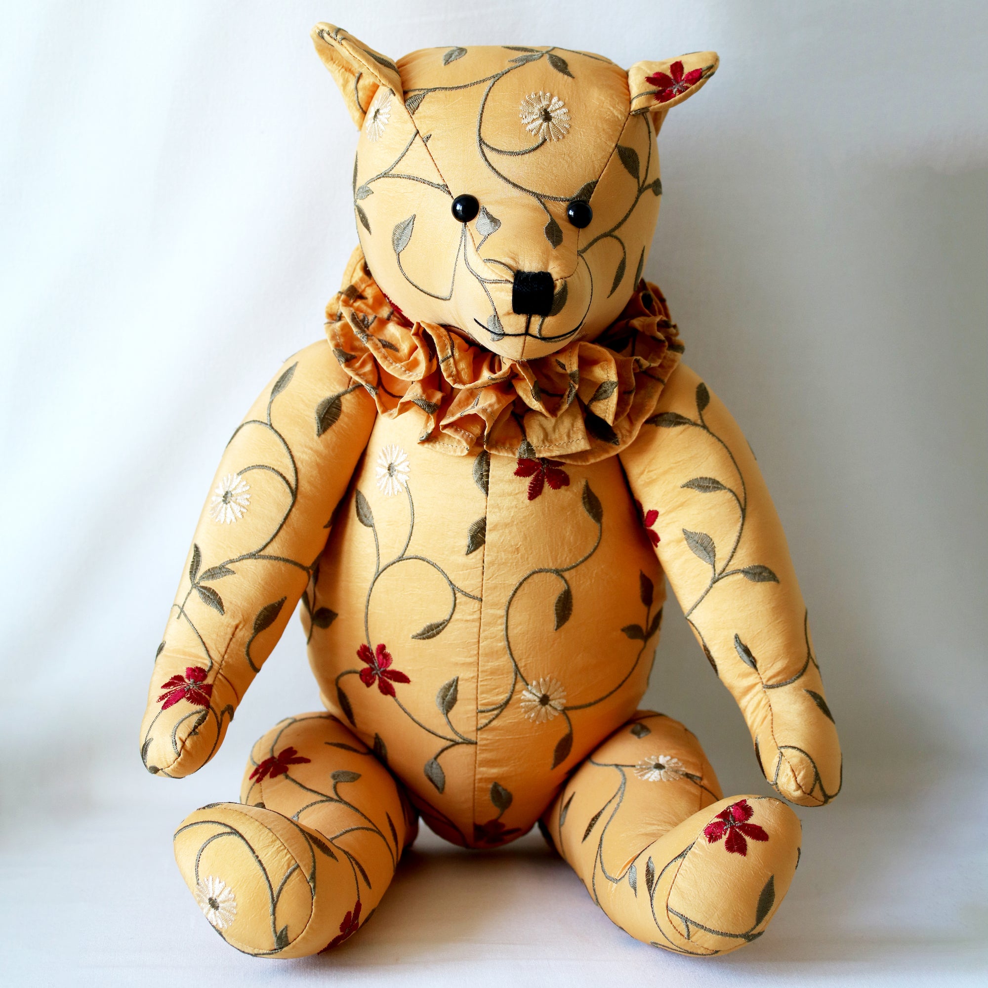 Elizabeth the Bear by Canterbury Bears