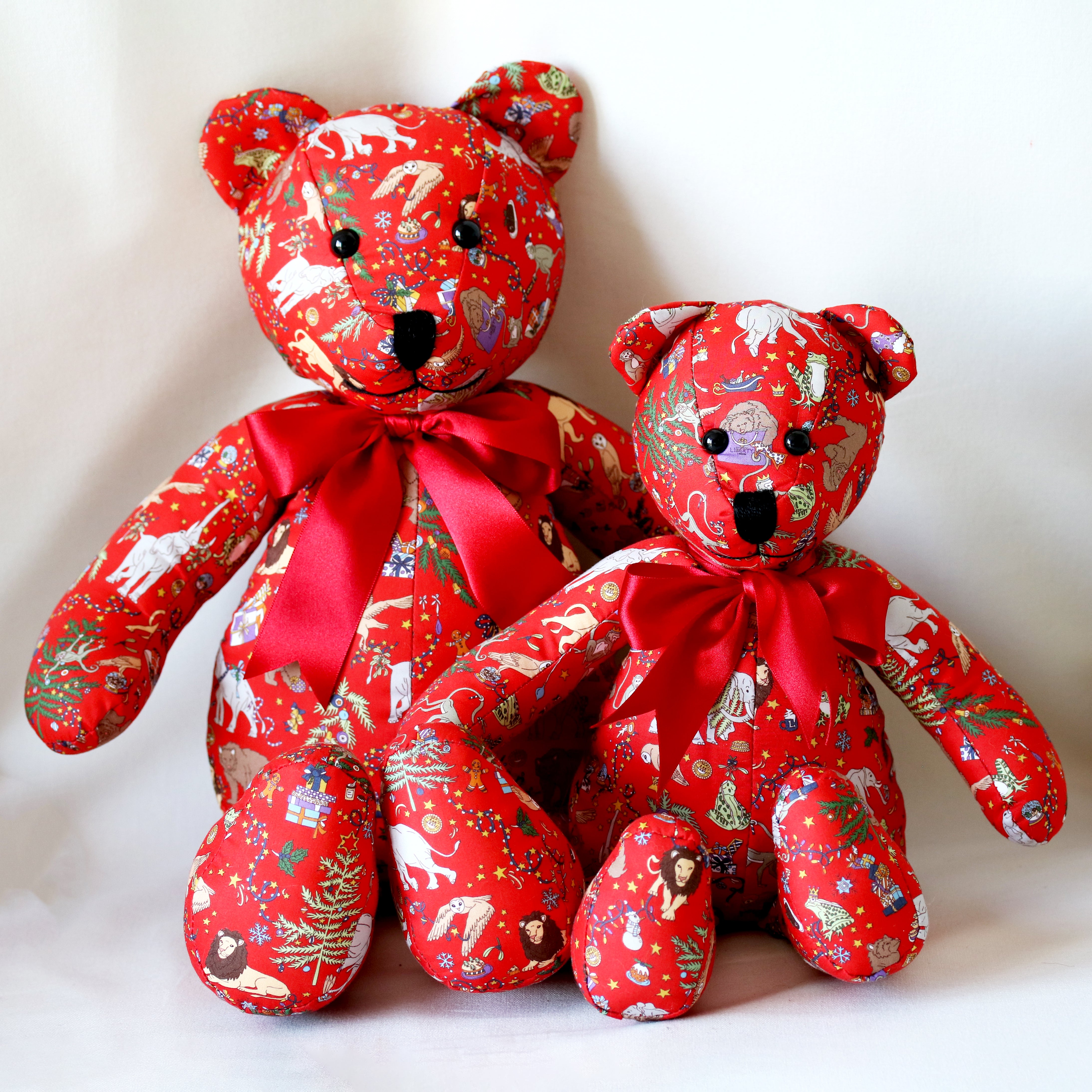 Holly the Bear by Canterbury Bears