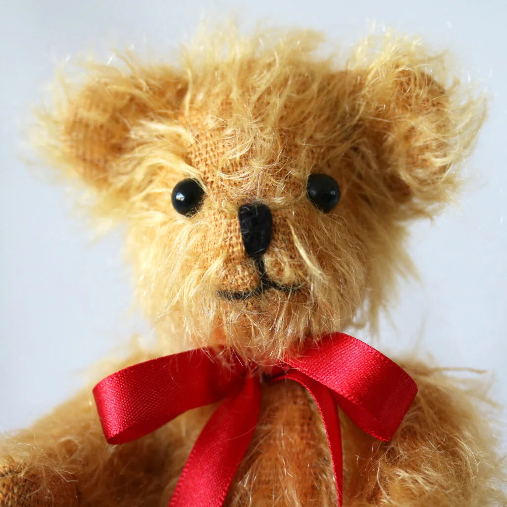 Golden Peter the Bear by Canterbury Bears